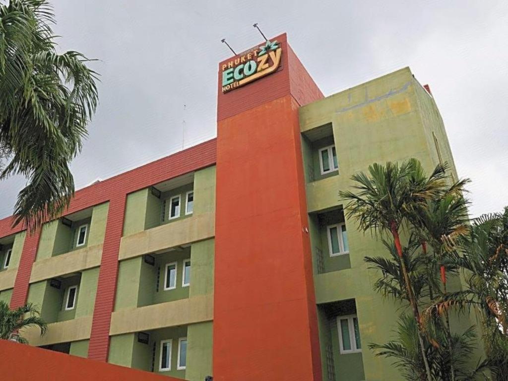 Phuket Ecozy Hotel Patong Екстериор снимка